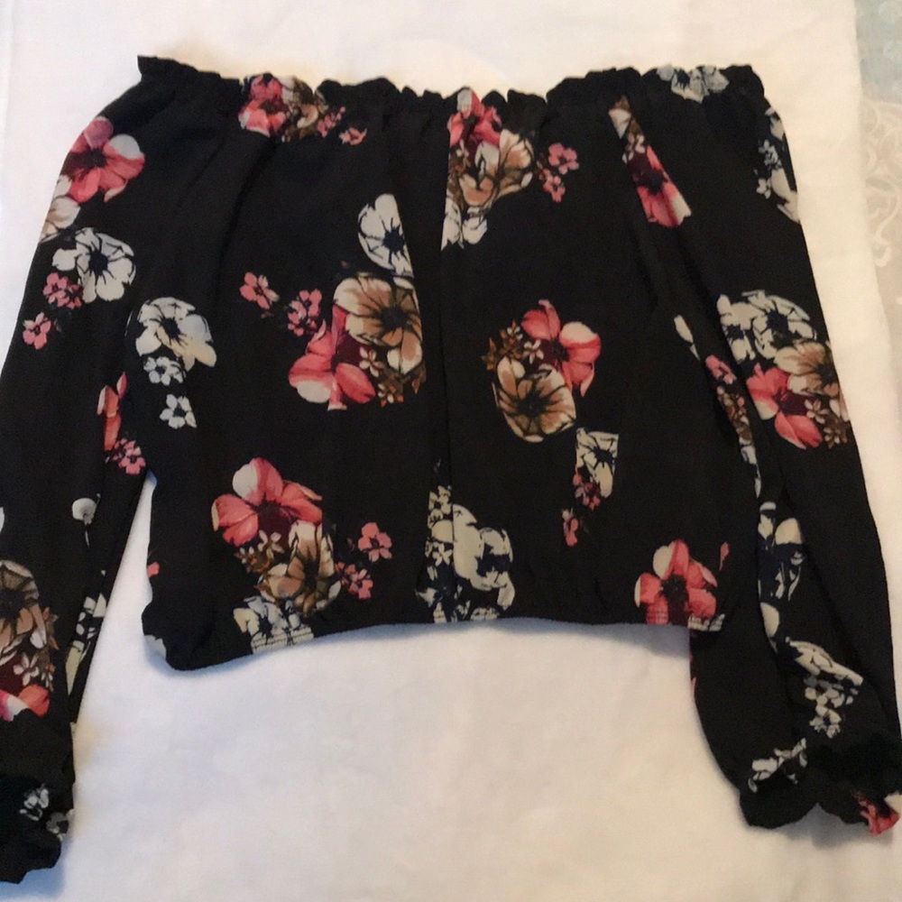 Off The Shoulder Top - image 3